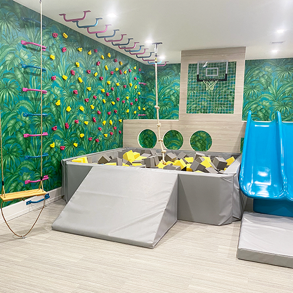 Interview Tzippy - OW Factor Alert ❤️ A Stunning Playroom Where the Whole Family Hangs Out